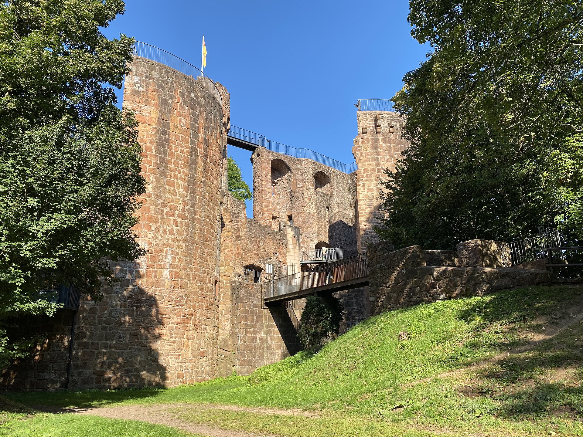 Burg Montclair