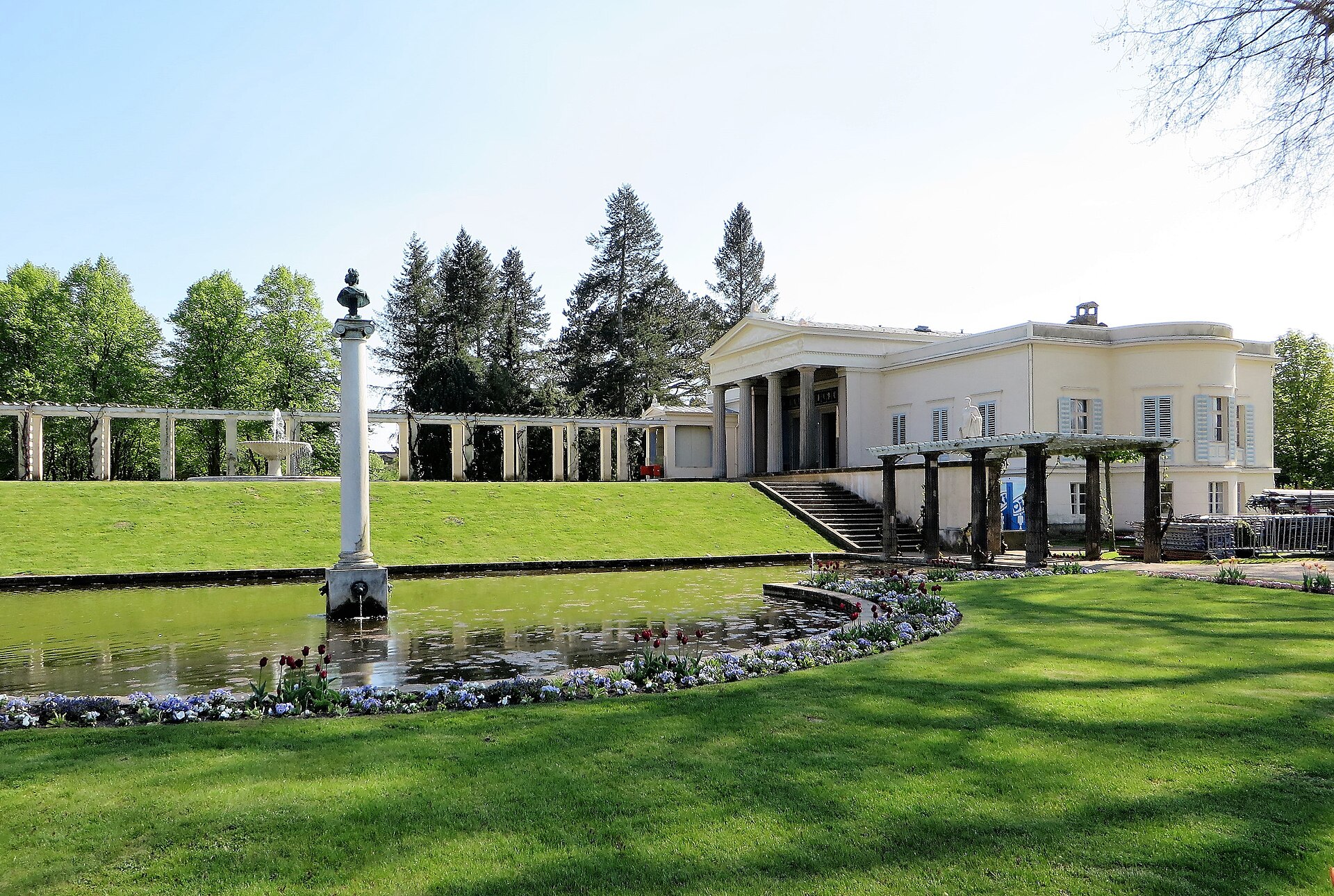 Schloss Charlottenhof