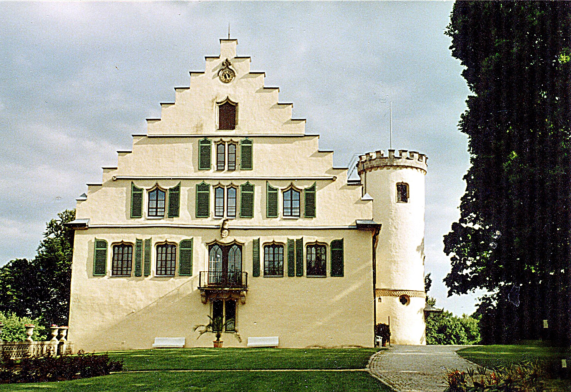 Schloss Rosenau